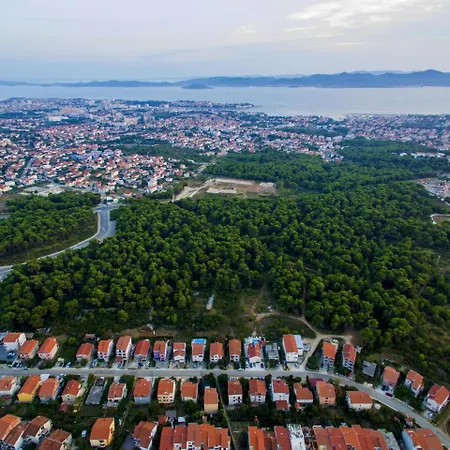 Villa Charming In With Private Swimming Pool
